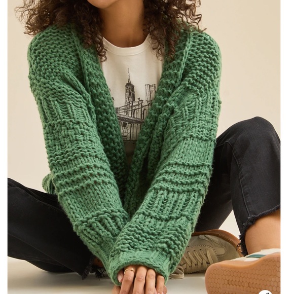 Altar'd State Sweaters - Altard State Green Textured Knit Cardigan Size Large